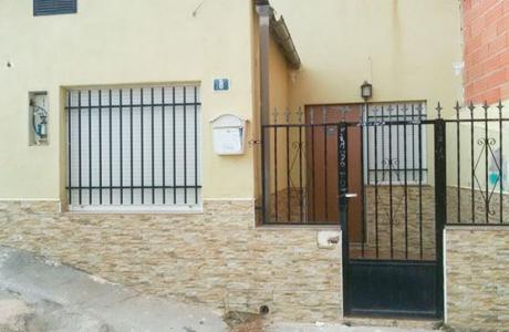 Casa en venta en Calle CUEVAS, Pinós (el)/Pinoso, 142 mt2, 3 habitaciones