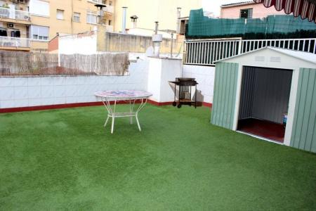 PISO SEMIREFORMADO+ 3 DORMITORIOS CON TERRAZA 30M2 EN MERINALES, 114 mt2, 3 habitaciones