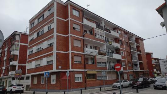 Venta de Piso en Santoña Cantabria 4 habitaciones 92.500€, 98 mt2, 4 habitaciones
