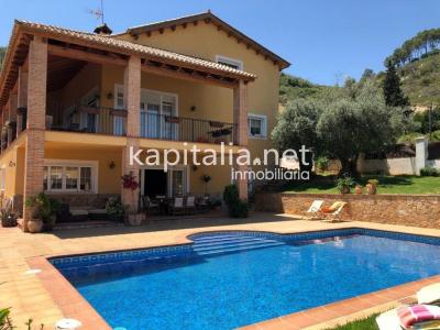 Espectacular chalet junto al Monasterio de Aguas Vivas, 737 mt2, 7 habitaciones