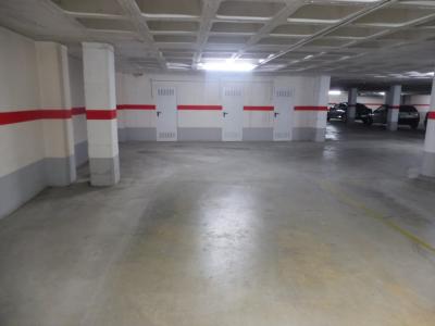 Garaje a la venta en una zona difícil de aparcar en Pintor Segrelles., 26 mt2