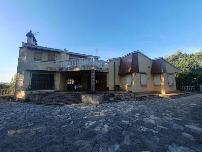 Espectacular chalet a la venta en Carricola., 427 mt2, 9 habitaciones