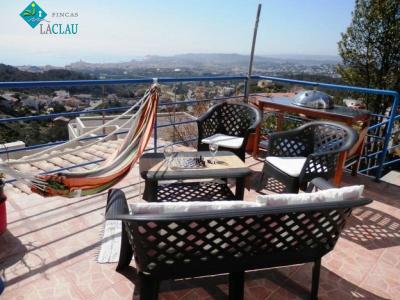 Casa en venta en Sitges zona Quint Mar con espectaculares vistas panorámicas al mar, 347 mt2, 6 habitaciones
