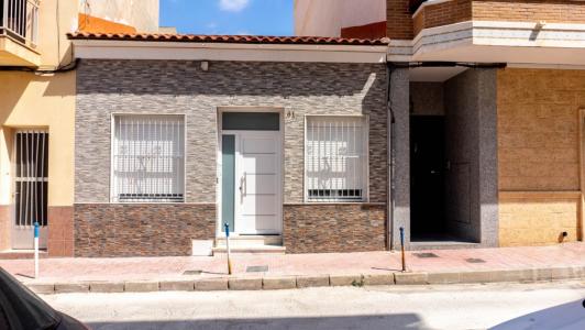 Casa en Torrevieja zona Centro - Ref. 3ebis, 94 mt2, 4 habitaciones