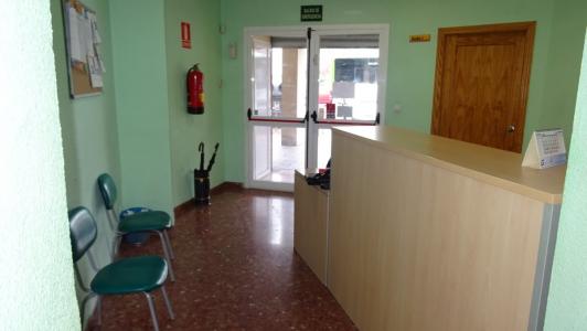 ESTUPENDO LOCAL COMERCIAL A PIE DE CALLE, 190 mt2