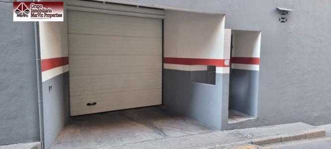 Garaje Cabinado y trastero en Benidorm zona Centro, 17 mt2