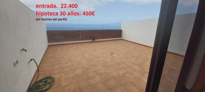 Adeje. Piso 75 m2 mas terraza 40 m2 con vistas al mar y a la gomera., 80 mt2, 2 habitaciones