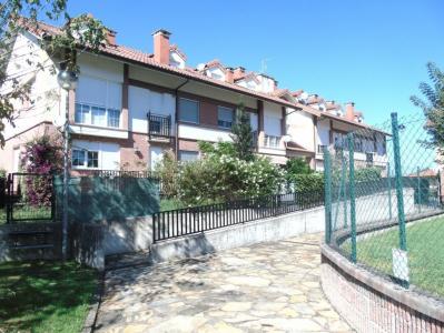 Piso en urbanización privada con piscina, Villabañez, 57 mt2, 2 habitaciones