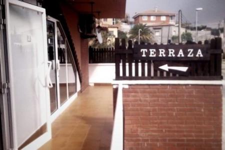 Local comercial con terraza en Sant Vicent dels Horts de 70 m2, 71 mt2