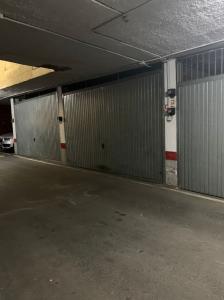Amplio Garaje cabinado donde están unido 4 plazas hay 2 salidas a distintas calles en zona Levante., 45 mt2