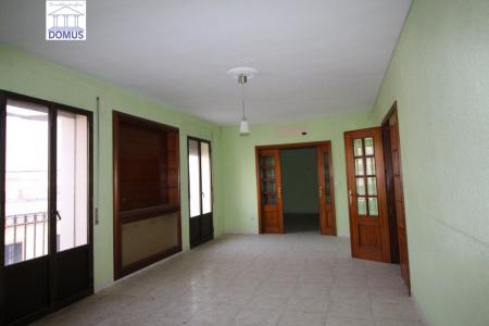 , 200 mt2, 3 habitaciones