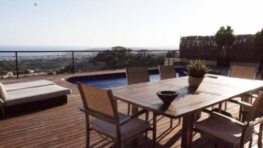Casa nueva en Sitges Magnificas vistas, piscina, Quint mar, de 450m.,  900m de parce, 450 mt2, 4 habitaciones