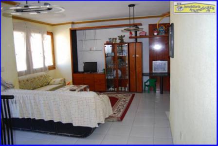 Se vende piso muy amplio con 4 dormitorios en Santomera con garaje y trastero., 137 mt2, 4 habitaciones