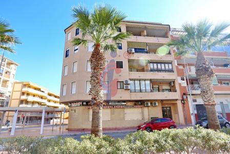 ¡Bonito apartamento con vistas a la Avda. de Cervantes y a 250m de la playa!, 60 mt2, 2 habitaciones