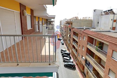 Apartamento 3 dormitorios a 50m de la playa centro en Guardamar del Segura, 79 mt2, 3 habitaciones
