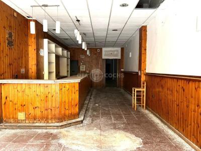 SE VENDE LOCAL BAR EN EL CENTRO, 121 mt2