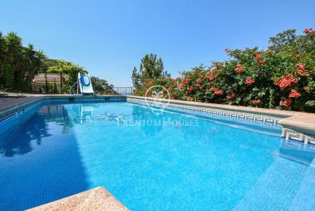 Casa en venta con piscina y espectaculares vistas en Lloret de Mar, 321 mt2, 6 habitaciones