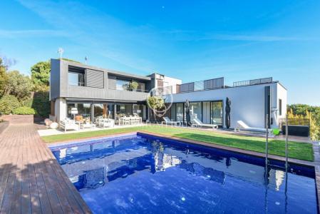 Espectacular casa de diseño en venta en Sant Pol de Mar, 589 mt2, 7 habitaciones