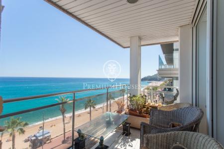 Piso en venta en primera línea en Lloret de Mar, 154 mt2, 3 habitaciones