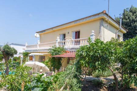 Casa en venta con piscina en Arenys de Mar, 182 mt2, 4 habitaciones