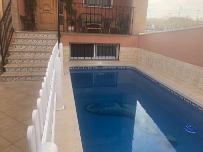 Casa VENTA en Almazora, zona Pueblo, 220 m, piscina, garaje 5 coches. 1ªCALIDADES., 220 mt2, 5 habitaciones