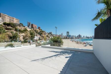 Exclusivos Apartamentos de Lujo con Vistas al Mar Primera linea de Playa Benidorm  GV5025A, 189 mt2, 3 habitaciones