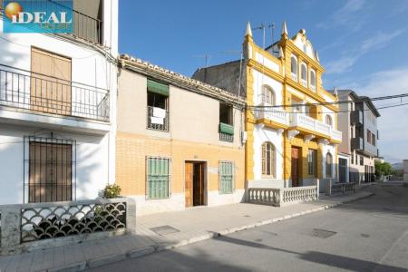A6409D7. Oportunidad en el centro de Fuente Vaquero. www.idealhouse.es, 72 mt2, 5 habitaciones