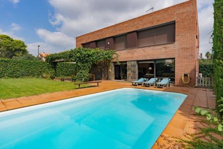 Casa individual con piscina en Urb El Pinar, Reus, 510 mt2, 5 habitaciones