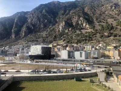 Piso de 2 habitaciones en Andorra la VElla, 70 mt2, 2 habitaciones