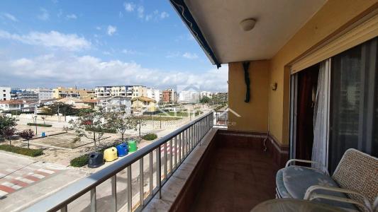 Apartamento situado en 4ª línea playa Bellreguard,, 70 mt2, 3 habitaciones