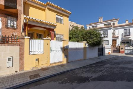 Casa en la entrada de Las Gabias, 181 mt2, 2 habitaciones