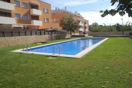 ÁTICO SEMINUEVO CON TERRAZA, PISCINA Y 2 PLAZAS DE PÁRKING., 209 mt2, 3 habitaciones