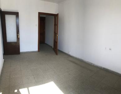 Piso económico en San Ginés., 79 mt2, 3 habitaciones