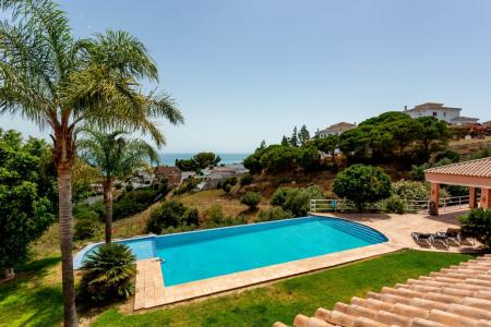 Impresionante villa con exclusivas vistas con 6 dormitorios y 5 baños en Benalmádena-La Capellanía, 830 mt2, 6 habitaciones