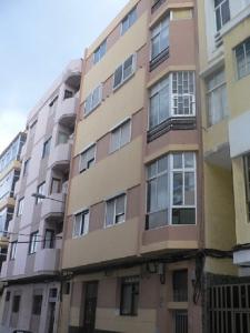 Piso de 2 habitaciones en Las Palmas, 81 mt2, 2 habitaciones