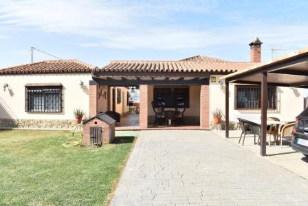 ESPECTACULAR CHALET EN CONIL DE LA FRONTERA, 175 mt2, 4 habitaciones