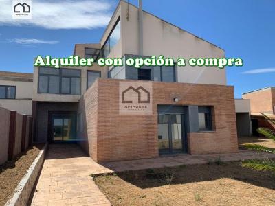 APIHOUSE ALQUILER CON OPCION A COMPRA CHALET INDEPENDIENTE EN LAYOS. PRECIO INICIAL 279.999€, 297 mt2, 4 habitaciones