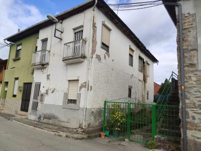 Casa en Villadepalos. Precio negociable, 120 mt2, 3 habitaciones
