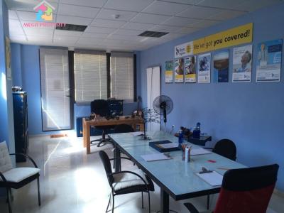 Oficina en venta Centro Negocios Sotovila Guadiaro, 54 mt2