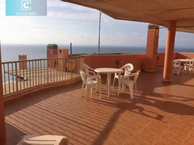 Impresionante ático en La Manga del Mar Menor con más de 200m2 de terrazas con vistas, 150 mt2, 3 habitaciones