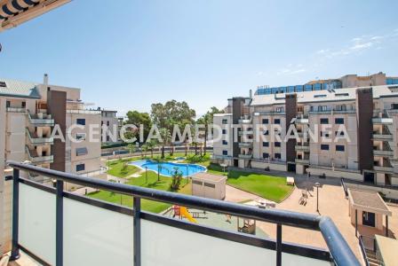 Apartamento en urbanización con piscina en zona Club Náutico, 90 mt2, 3 habitaciones