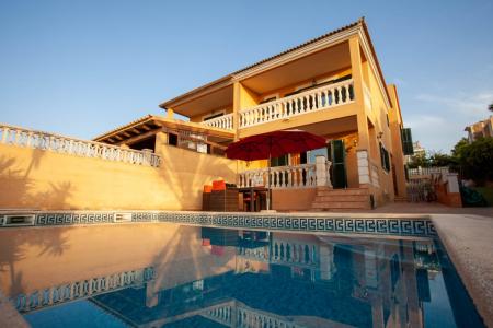 Fabuloso Chalet Pareado en Bahía Azul con vistas a la Bahía de Palma, 197 mt2, 4 habitaciones
