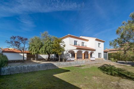 Magnifica casa en Urbanización Los Chopos, 260 mt2, 4 habitaciones