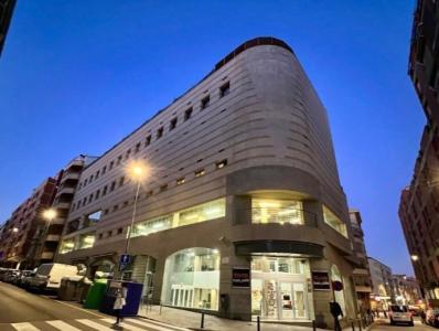 Edificio con grandes posibilidades, 5700 mt2