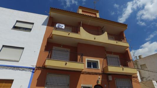 Piso en venta en el centro de Puerto de Mazarrón, 150 mt2, 6 habitaciones