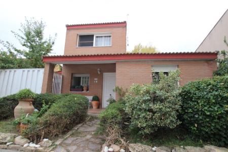 VENTA DE CHALET EN PINSEQUE, 200 mt2, 2 habitaciones