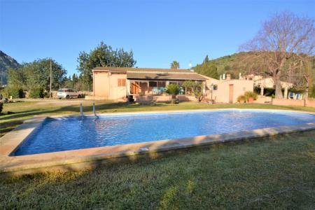 Finca  con piscina en Pollensa con vistas a la montaña, 211 mt2, 3 habitaciones