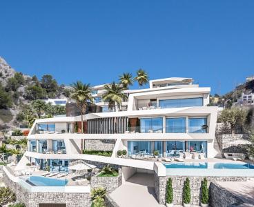 Cuatro espectaculares villas de lujo a tan solo 400 metros del mar! Precio desde 1.850.000€., 550 mt2, 4 habitaciones