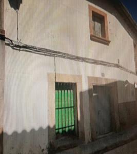 Gran casa para reformar en el centro del Casar de Cáceres, 7 habitaciones