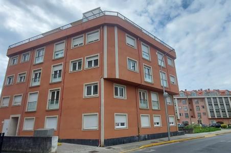 Bajo a estrenar situado a la entrada de Ares, 71 mt2, 2 habitaciones